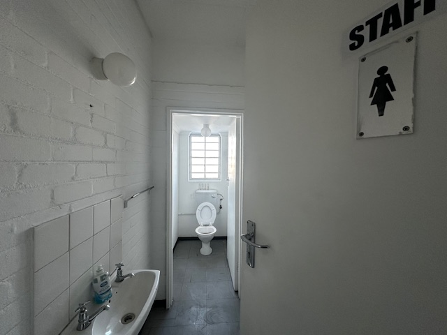To Let Commercial Property for Rent in Maitland Western Cape